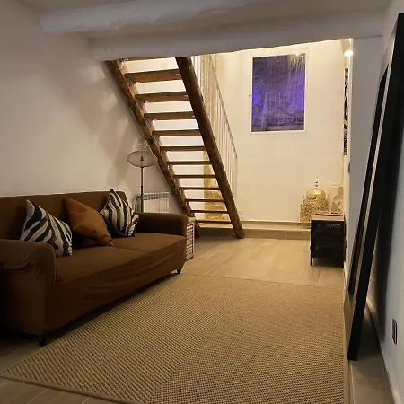Apartament Mata Hari Inoges